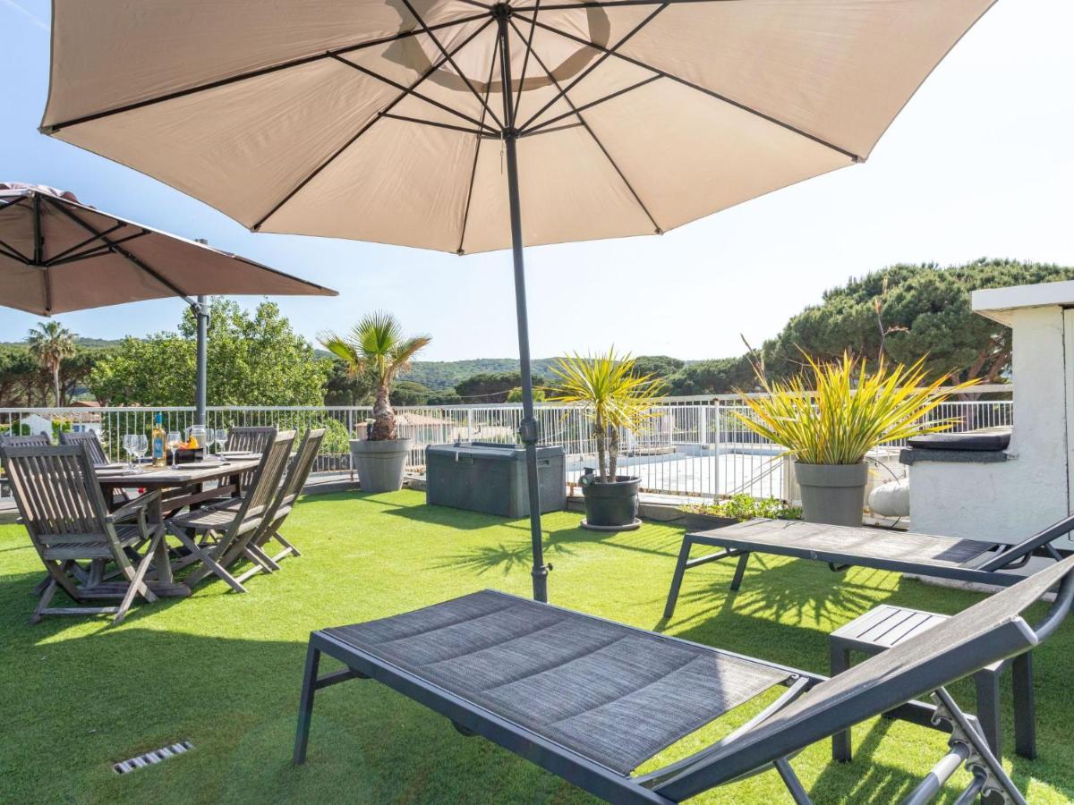 Apartment Les Patios-7 By Interhome Saint Tropez Bagian luar foto